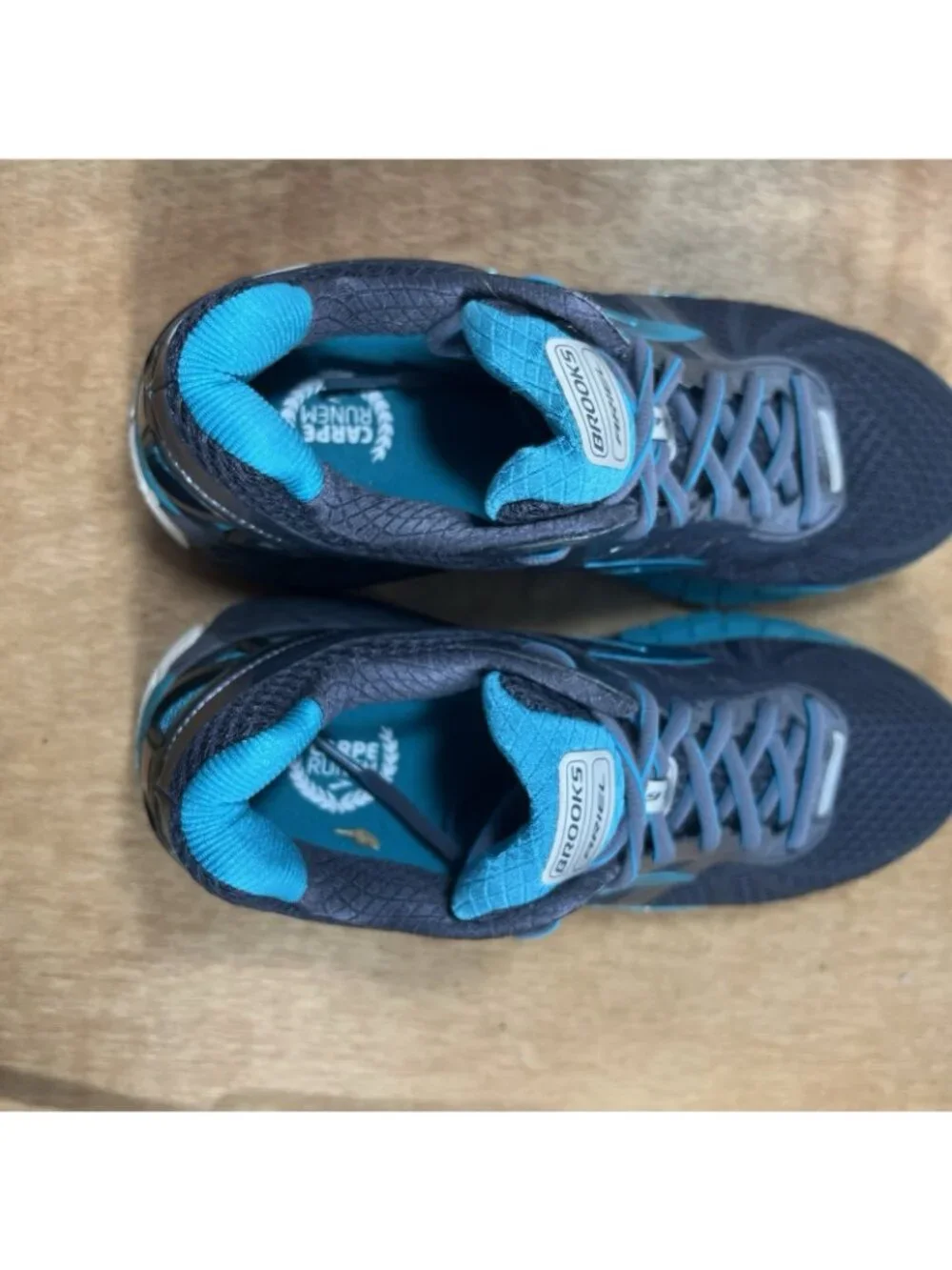 Brooks Ariel 16 Women Size 11.5 Blue Grey Walking Shoes